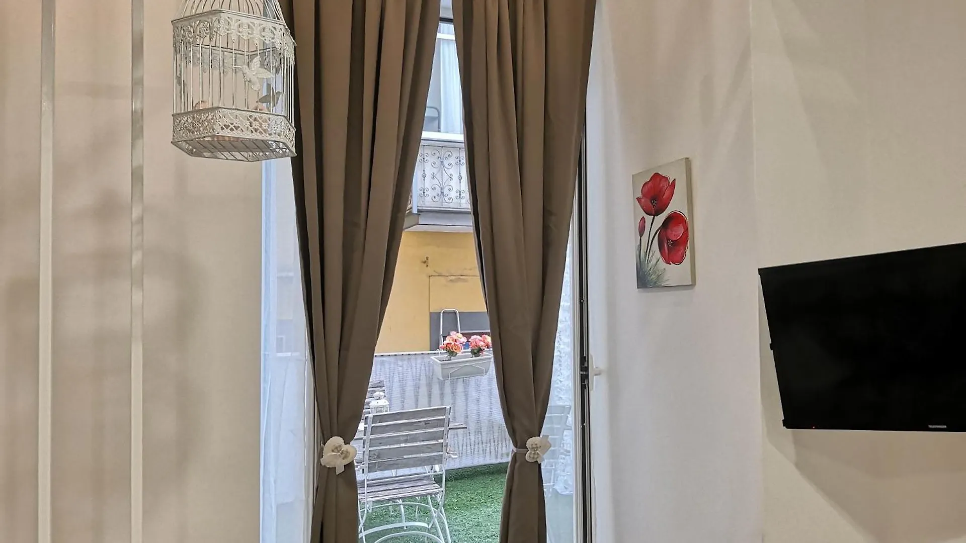 Il Centro Guest House Naples Italy