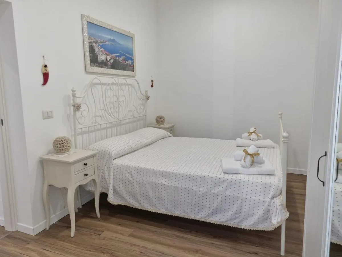Il Centro Guest House 나폴리